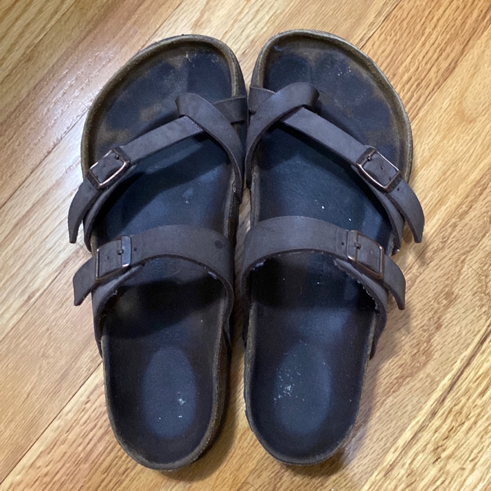 Worn strap burkes
